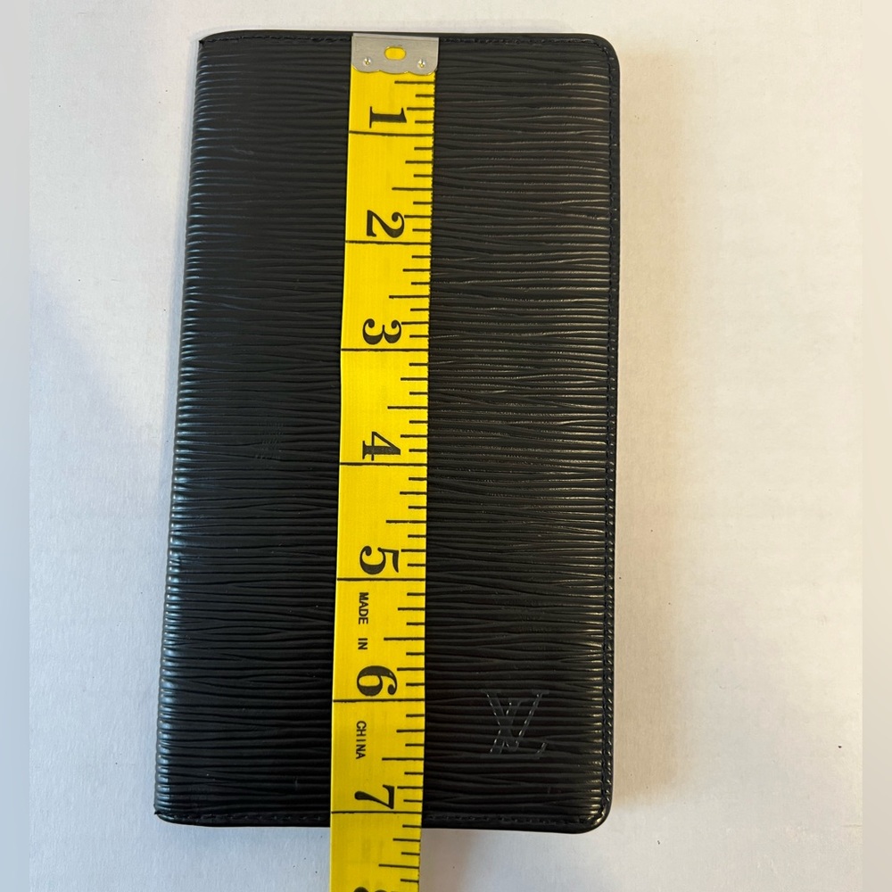 Louis Vuitton black‎ epi long bifold wallet - Picture 15 of 15